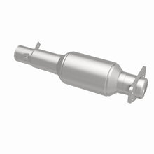 Load image into Gallery viewer, MagnaFlow California Grade Catalytic Converter Direct Fit 91-92 Oldsmobile Bravada V6 4.3L